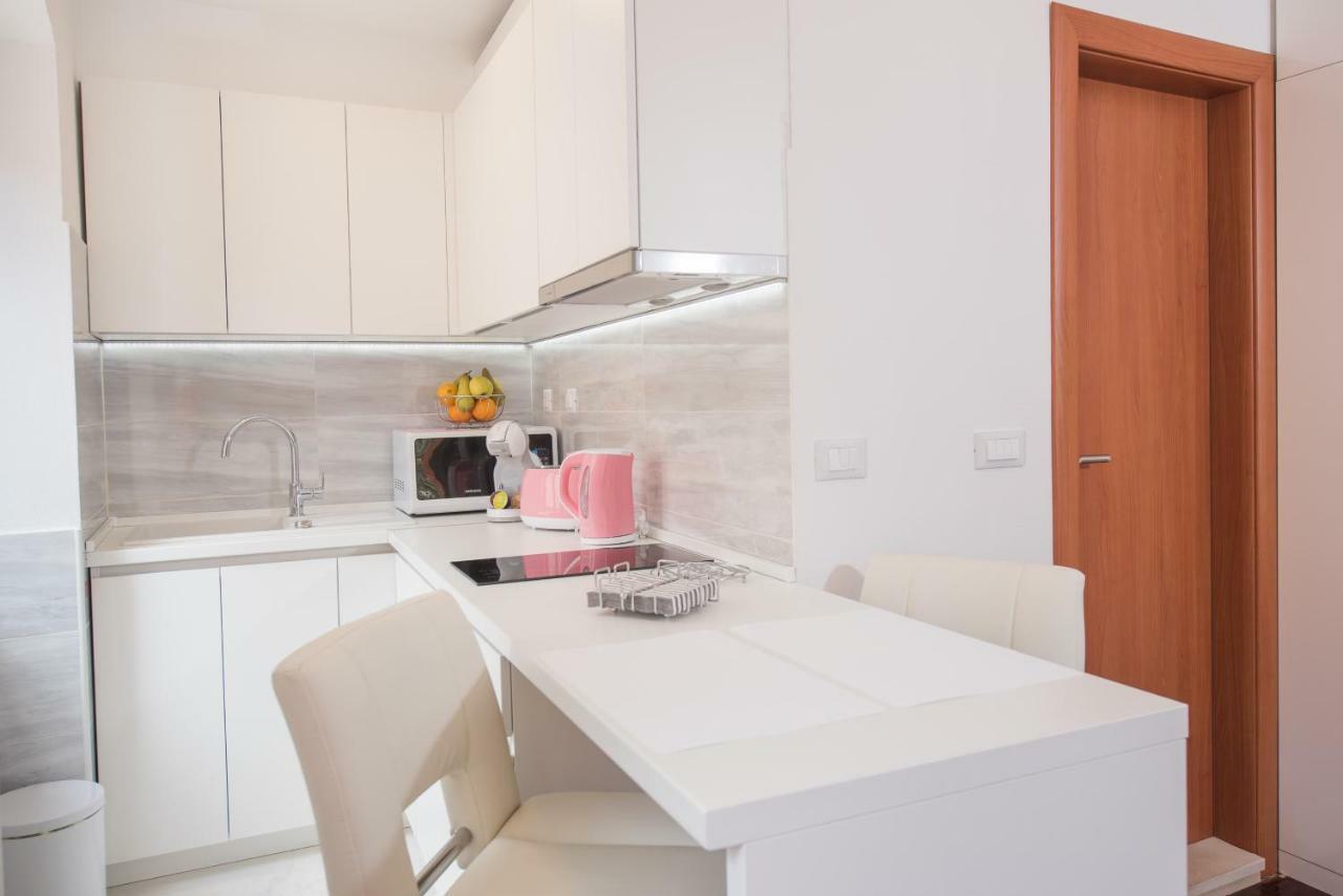 Studio Apartment Lena Kaštela Esterno foto